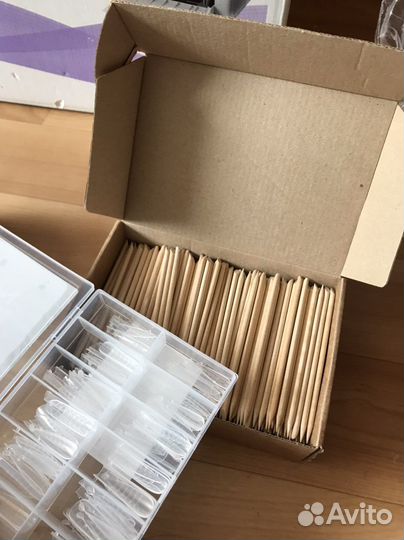 Продам все для маникюра бу