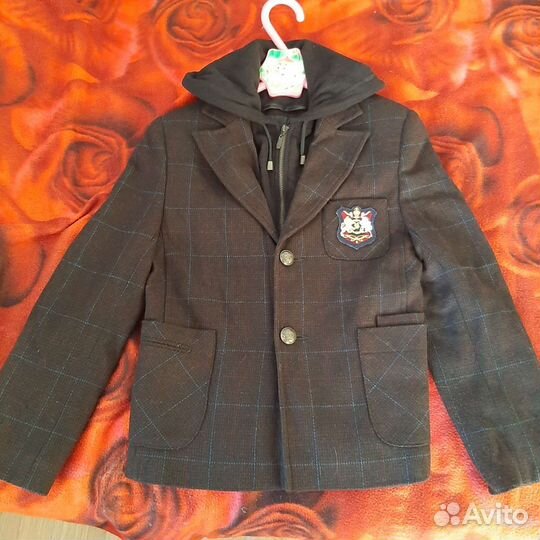 Пиджак школьный