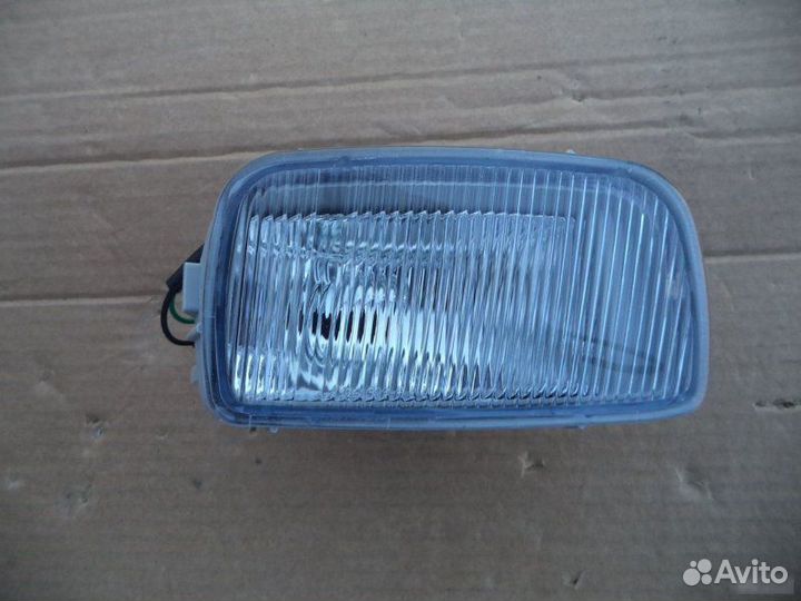 Туманка правая Toyota Sprinter