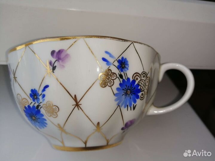 Чашка Лфз золотая сетка, васильки