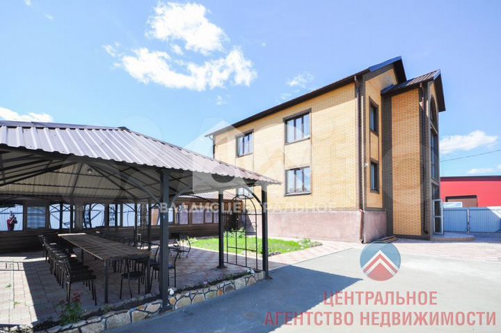 Дом 450 м² на участке 9 сот.