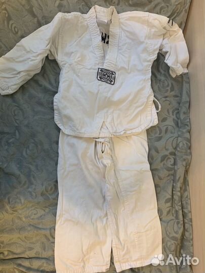 Кимоно для тхэквондо на 5-6 лет