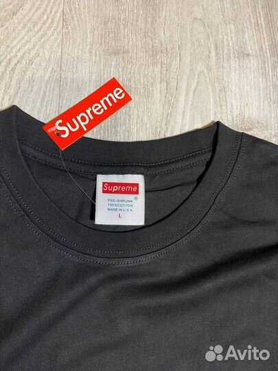 Футболка Supreme