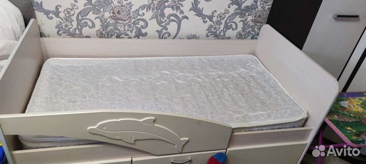 Детская кровать дельфин с матрасом