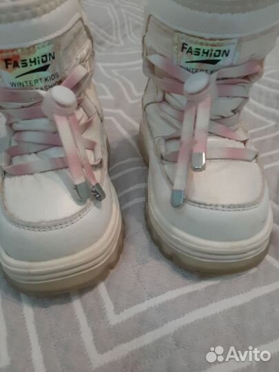 Ботинки зимние для девочки 24