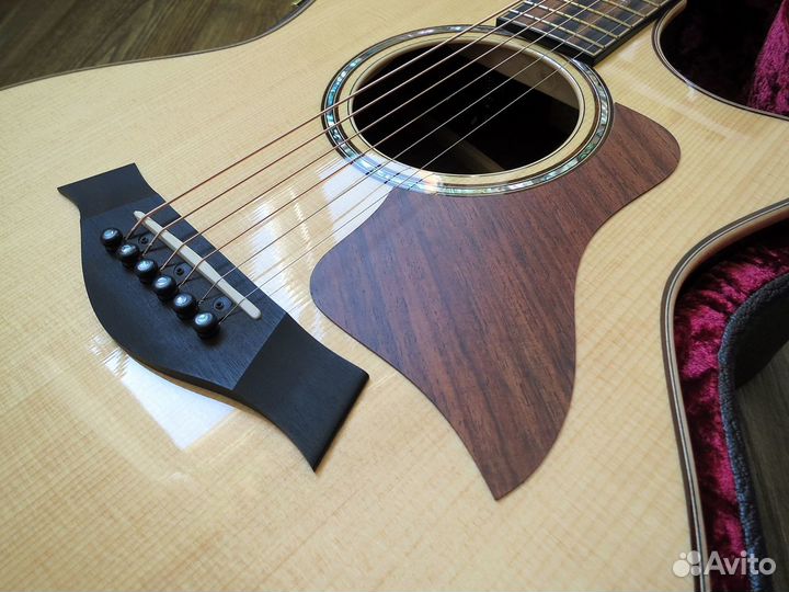 Taylor 814ce V-Class (Made in USA)