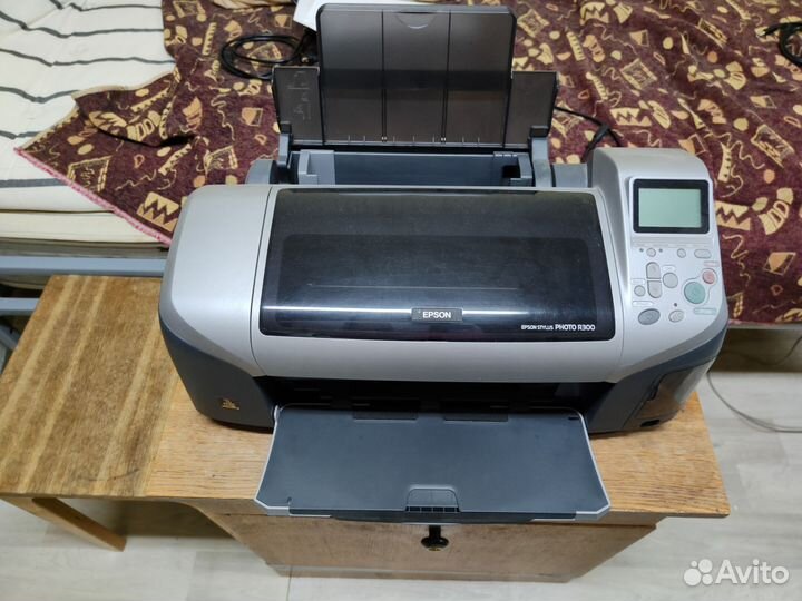 Принтер Epson Stylus Photo R300