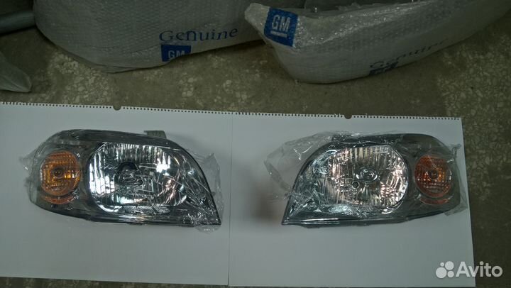 Фара передняя левая правая Chevrolet Aveo T250
