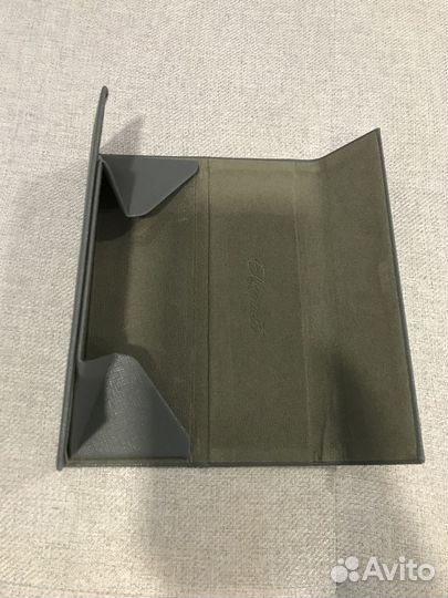 Футляр для очков