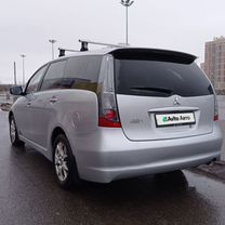 Mitsubishi Grandis 2.4 MT, 2004, 267 000 км, с пробегом, цена 630 000 руб.