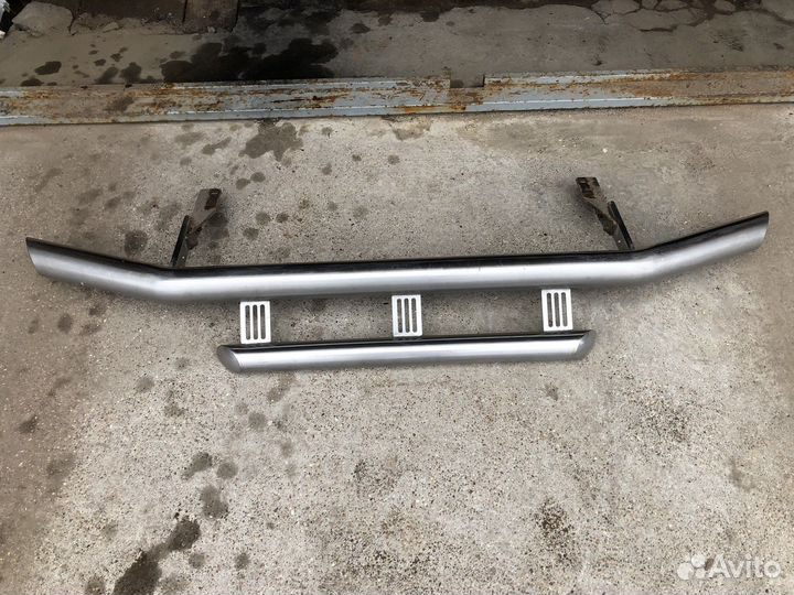 Труба на передний бампер Land Cruiser 200