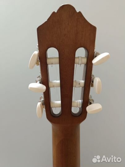 Классическая гитара Yamaha c40