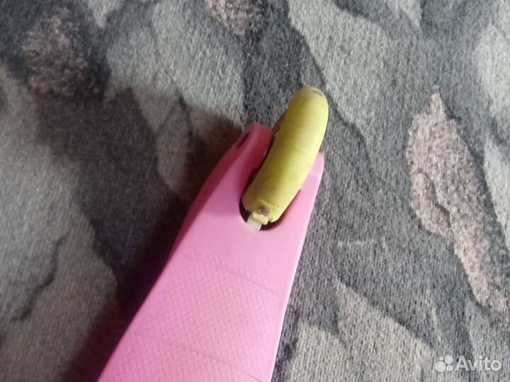 Самокат 3х колёсный для девочки Reaction