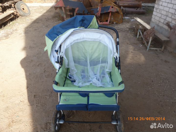 Коляска для двойни