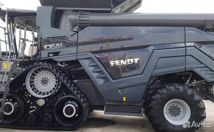 В разборе сельхозтехника Agco