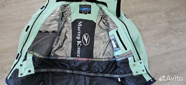 Горнолыжный костюм женский 44 46