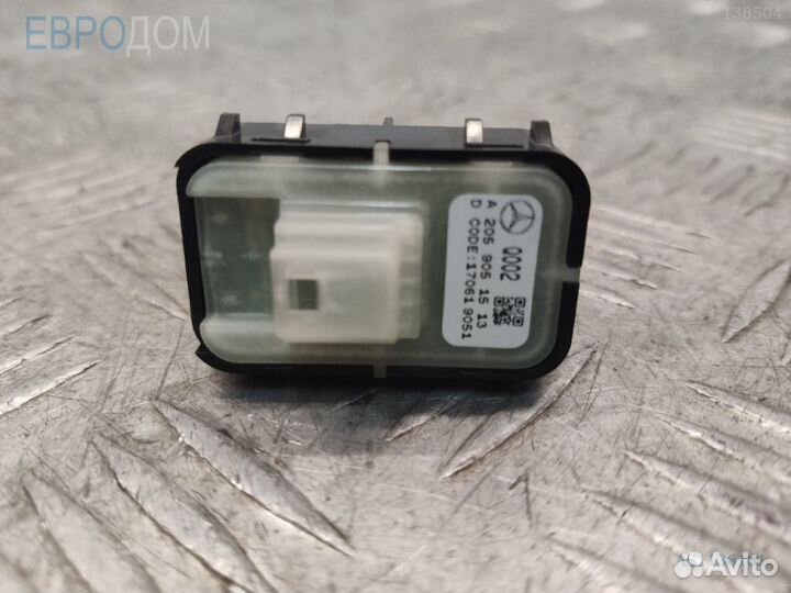 Кнопка стеклоподъемника на mercedes W253 s1136181
