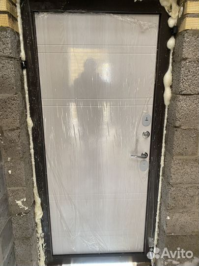 Входная Дверь в дом термо с бесплатной установкой