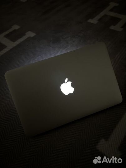 Обменяю Apple MacBook Air A1370
