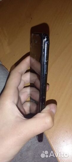 Айфон 7, 128g требуется поменять стекло