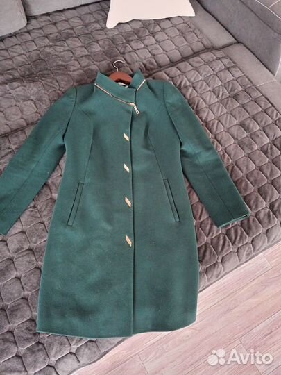 Пальто женское демисезонное 48 размера