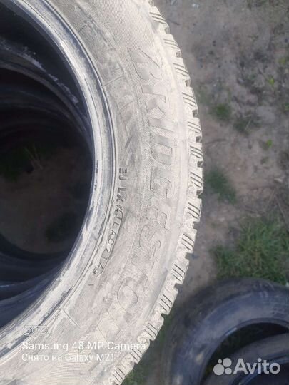 Bridgestone Dueler H/L 33 15.00/8 R15 30