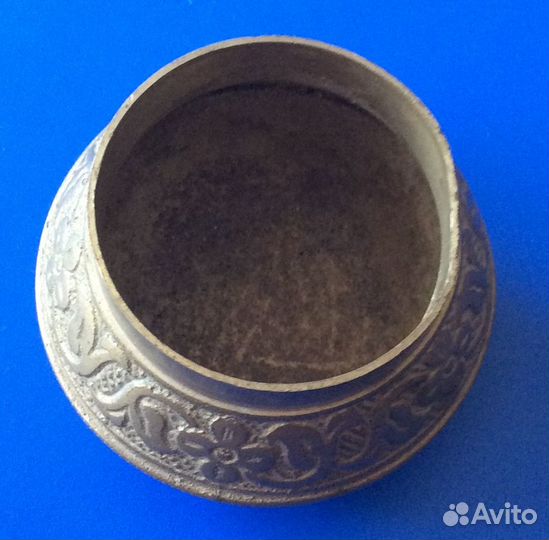 Чаша- ваза бронзовая