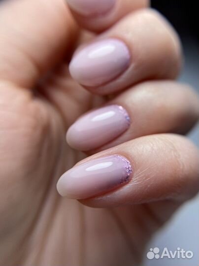 Маникюр и педикюр