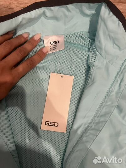 Спортивный костюм новый