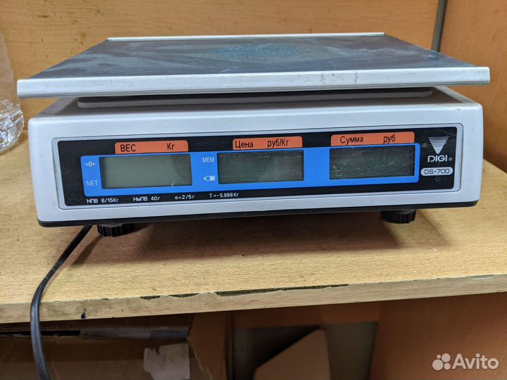 Торговые электронные японские весы Digi DS-700