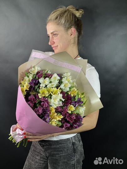 Продавец в ночь Цветочный