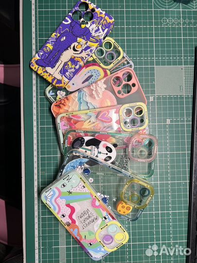 Чехлы на iPhone13Pro (7 шт.)