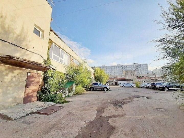 Помещения 106,8м² на ул. Адоратского 12б
