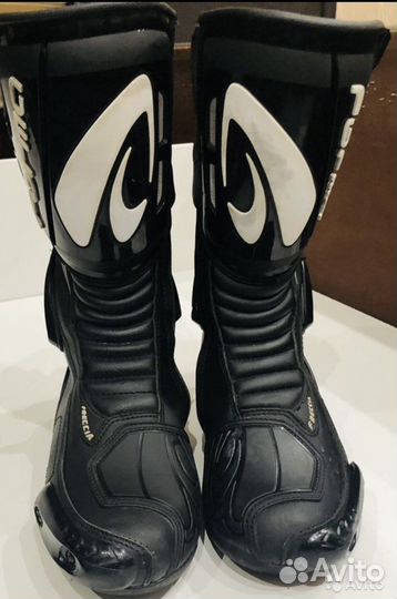 Мотоботы forma