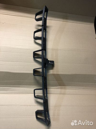 Кронштейн заднего бампера Ford Focus 3