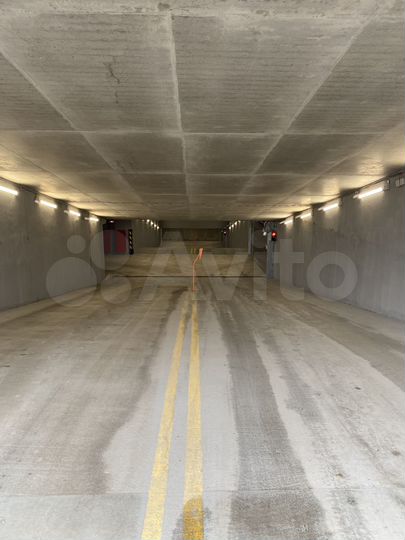 Машиноместо, 13 м²