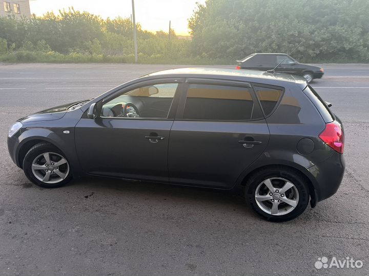 Kia Ceed 1.6 AT, 2008, 202 596 км