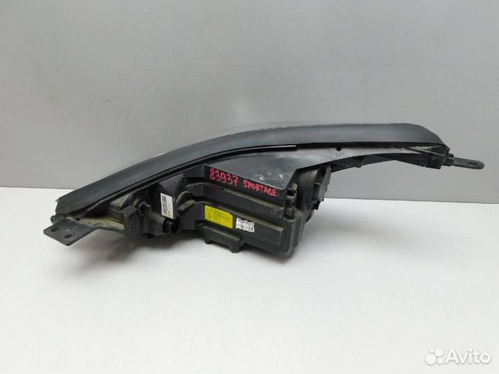 Фара правая Kia Sportage