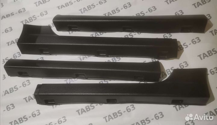 Накладки на пороги наружные ларгус