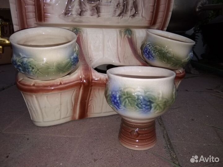 Глиняная бочка для вина