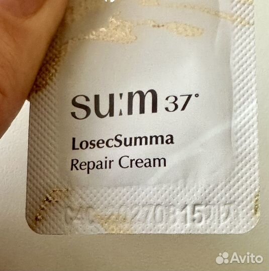 Восстанавливающий крем обновленной линейки Su:m37