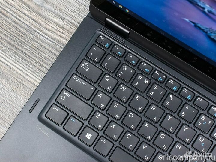 Ноутбук-трансформер Dell Latitude 5289