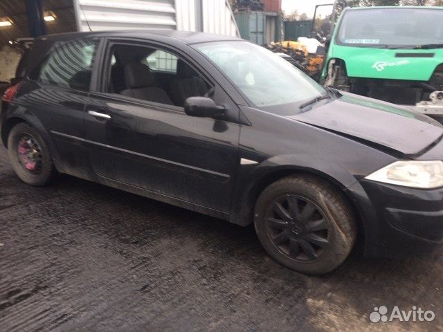 Разбор на запчасти Renault Megane 2