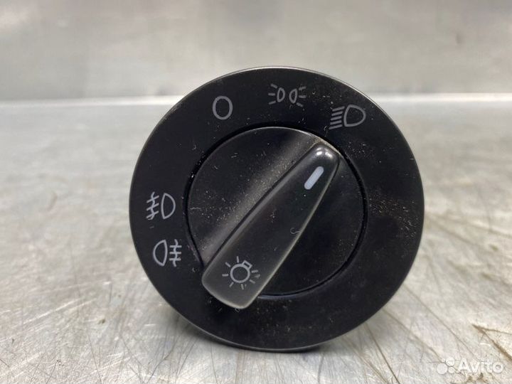 Переключатель света фар Volkswagen Bora 1997-2005