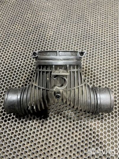 Патрубок воздушного фильтра Каен 955-957 Cayenne