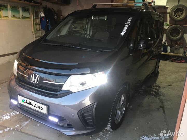 Honda Stepwgn 1.5 CVT, 2015, 263 000 км