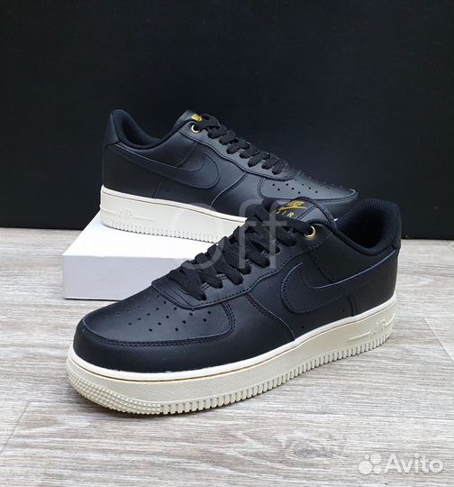 Nike Air Force 1 low black white