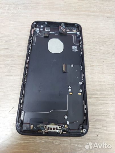 Задние крышки / корпуса для iPhone