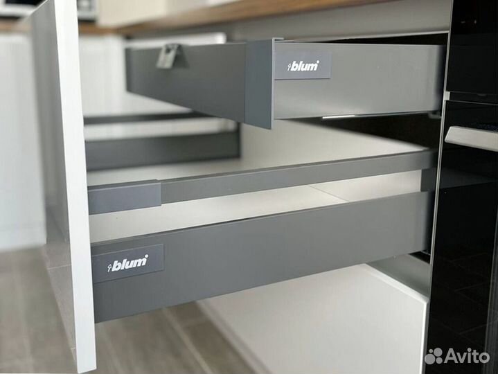 Кухни / Кухонный гарнитур