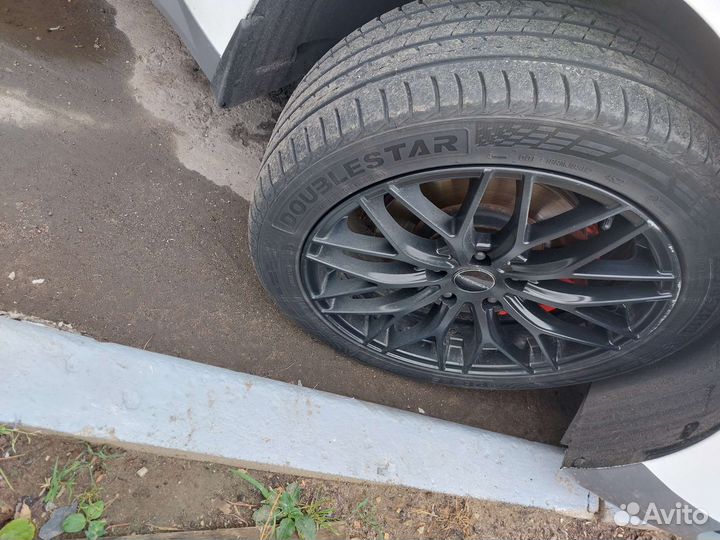 Колесо в сборе обмен 235-45 R18 диск 5-114,3 j8